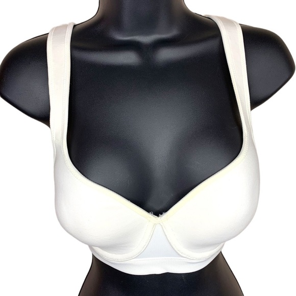 32B Le Mystère White Underwire Sports Bra Energie Sports Bra Lined - Picture 1 of 6